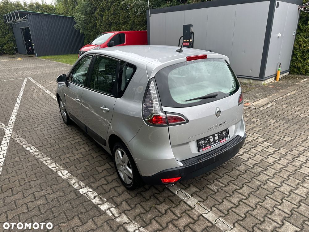 Renault Scenic 1.6 16V 110 Dynamique - 6