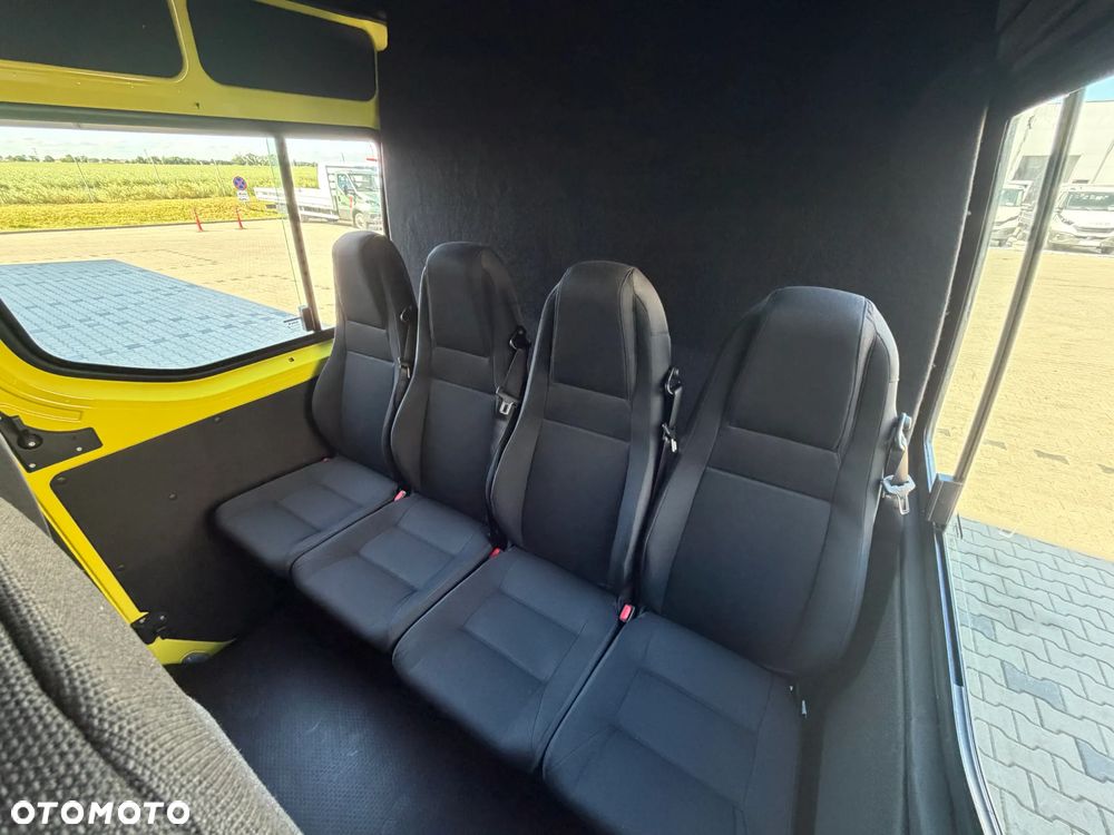 Iveco Daily 3.0 3.5 tony Brygadówka L3H2 Nowy MY24 - 23