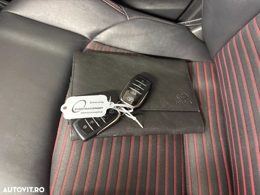 Toyota RAV4 Technik- und Style Paket - 8