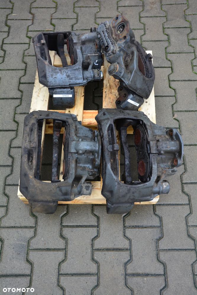 Zacisk hamulcowy przód prawy, SN7000 1 sztuka DAF 1978632 - 2