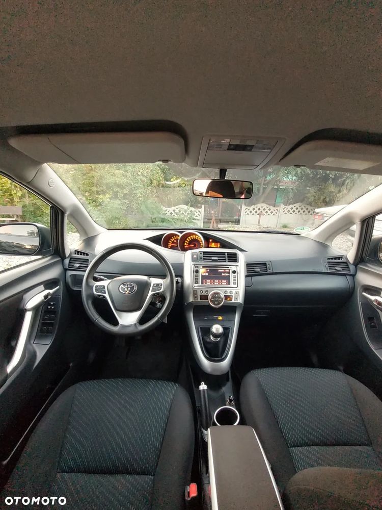 Toyota Verso - 17