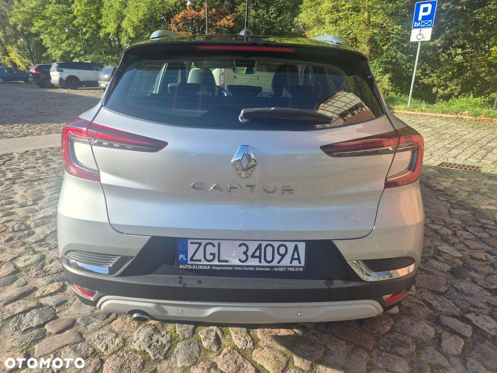 Renault Captur - 22