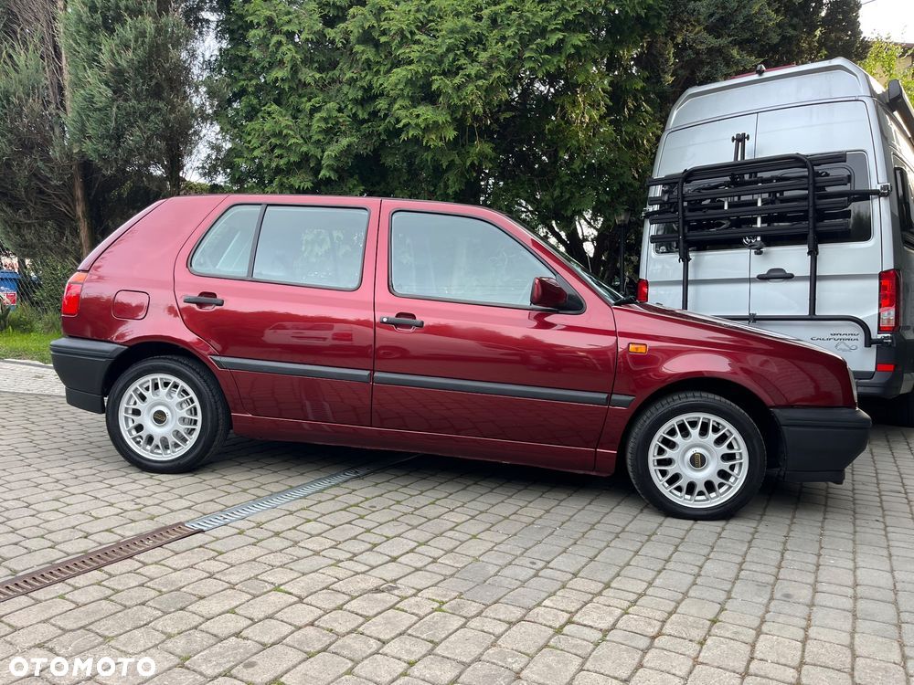 Volkswagen Golf 1.8 GL Syncro - 28