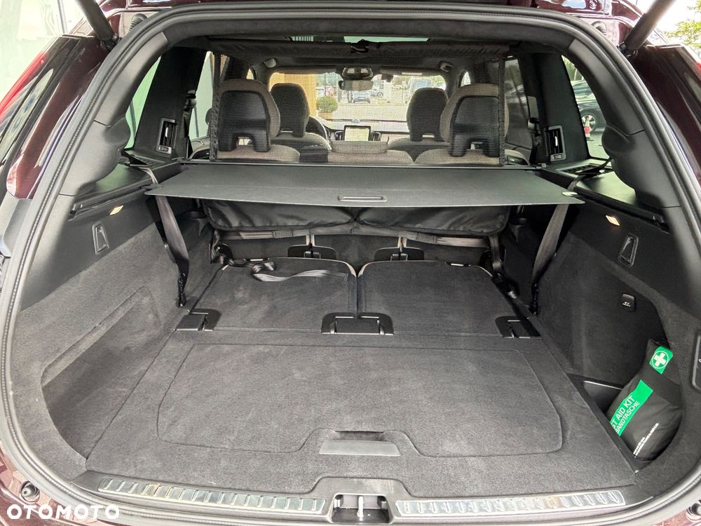 Volvo XC 90 T8 AWD Plug-In Hybrid Ultra Bright 7os - 23
