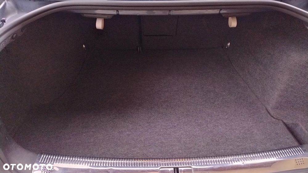 Skoda Superb 1.8 Turbo Comfort - 23