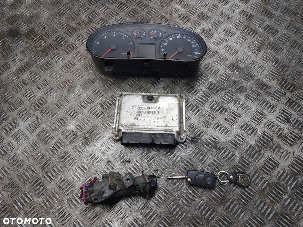 ZESTAW STARTOWY LICZNIK AUDI A3 8L 1.8 T 06A906032AS 0261206435 8L0920930A - 1