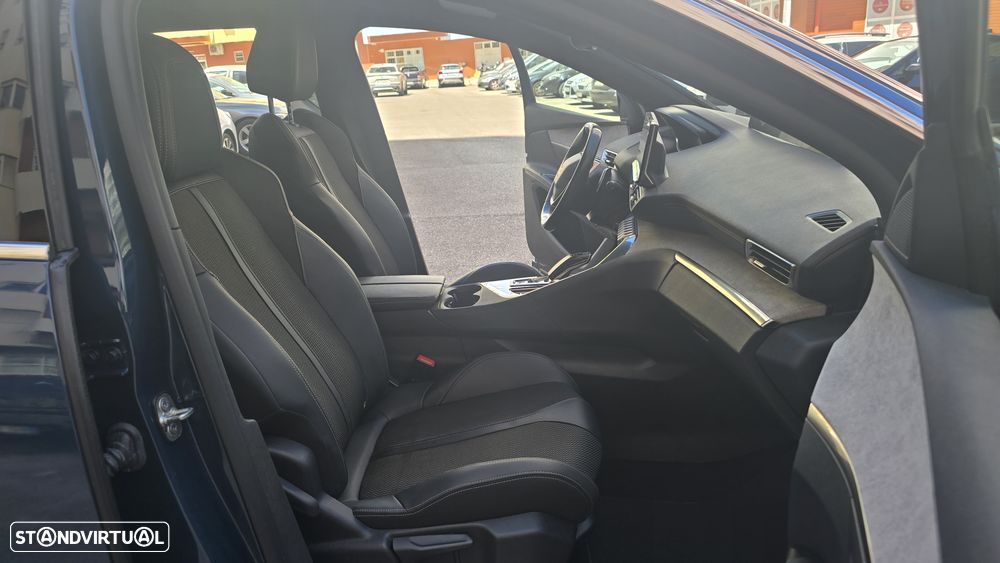 Peugeot 3008 225 e-EAT8 GT - 25