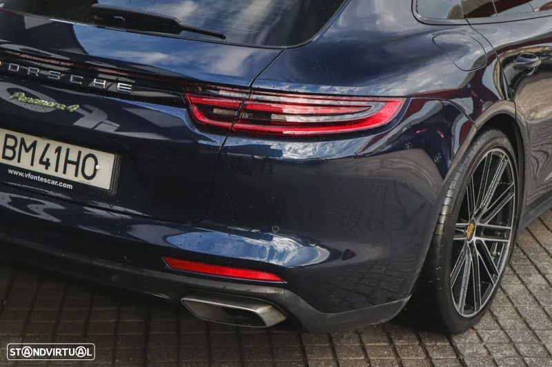 Porsche Panamera Sport Turismo 4 E-Hybrid Platinum Edition - 27