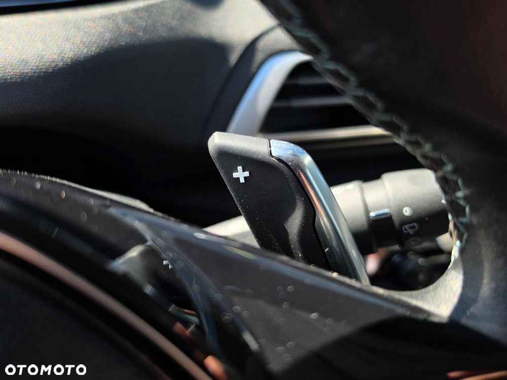 Peugeot 3008 1.2 PureTech GPF Crossway S&S EAT8 - 23