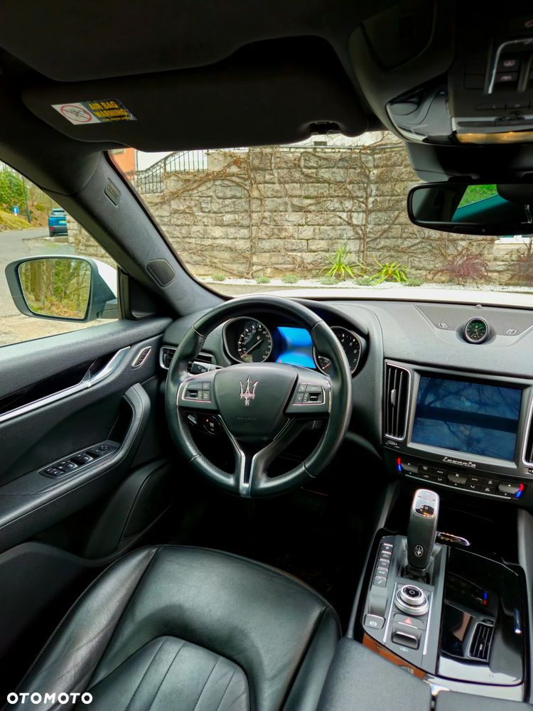 Maserati Levante - 15