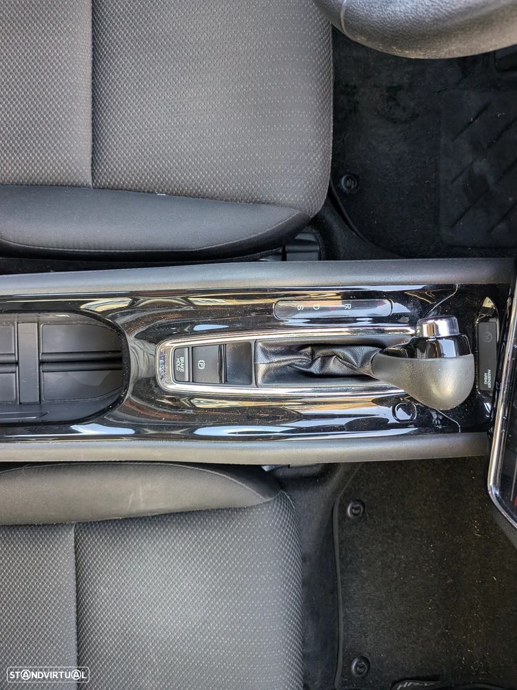 Honda HR-V 1.5 i-VTEC Elegance CVT - 14