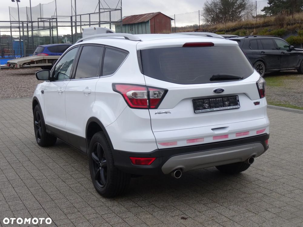 Ford Kuga - 9