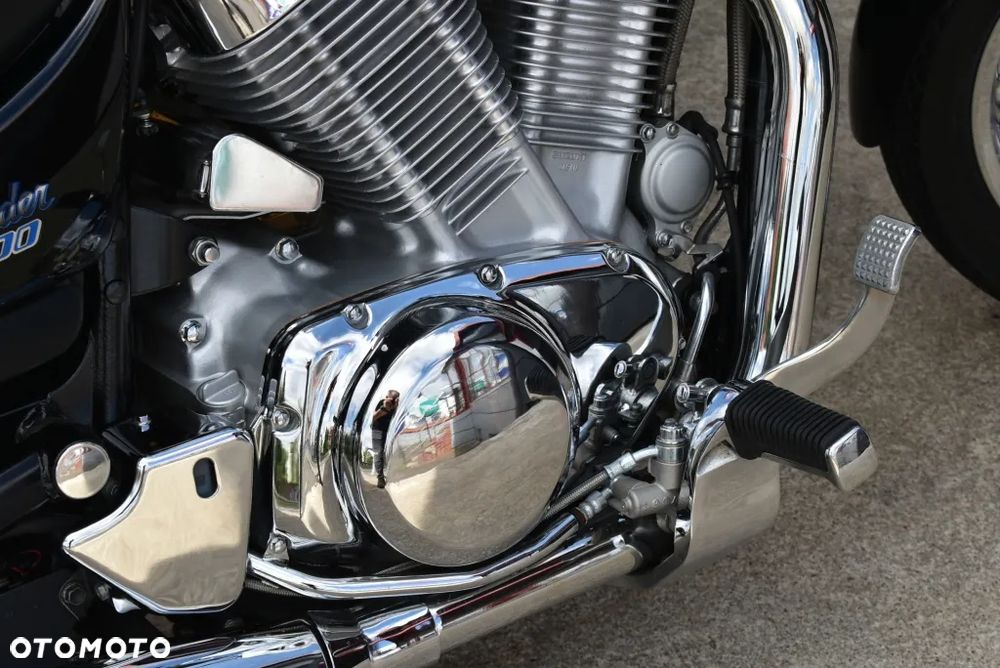 Suzuki Intruder - 34