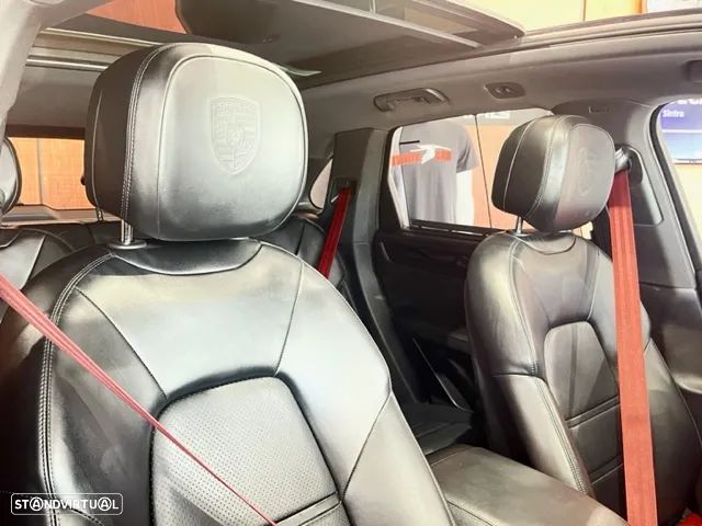 Porsche Cayenne Platinum Edition - 23