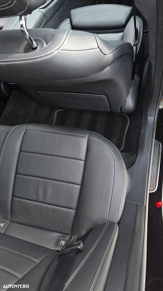 Mercedes-Benz E 220 d T 9G-TRONIC AMG Line - 26