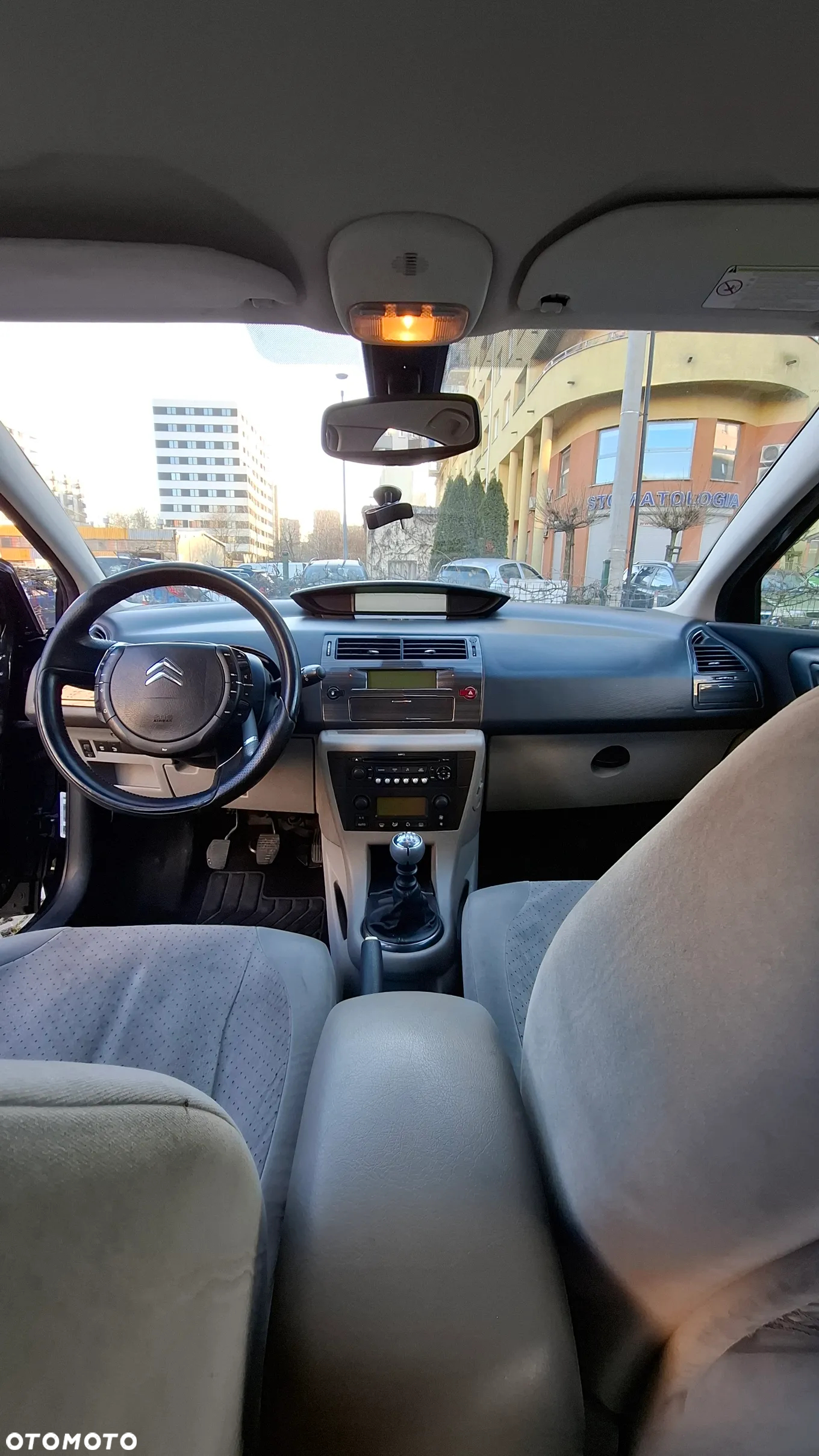 Citroën C4 2.0 HDi Exclusive - 8