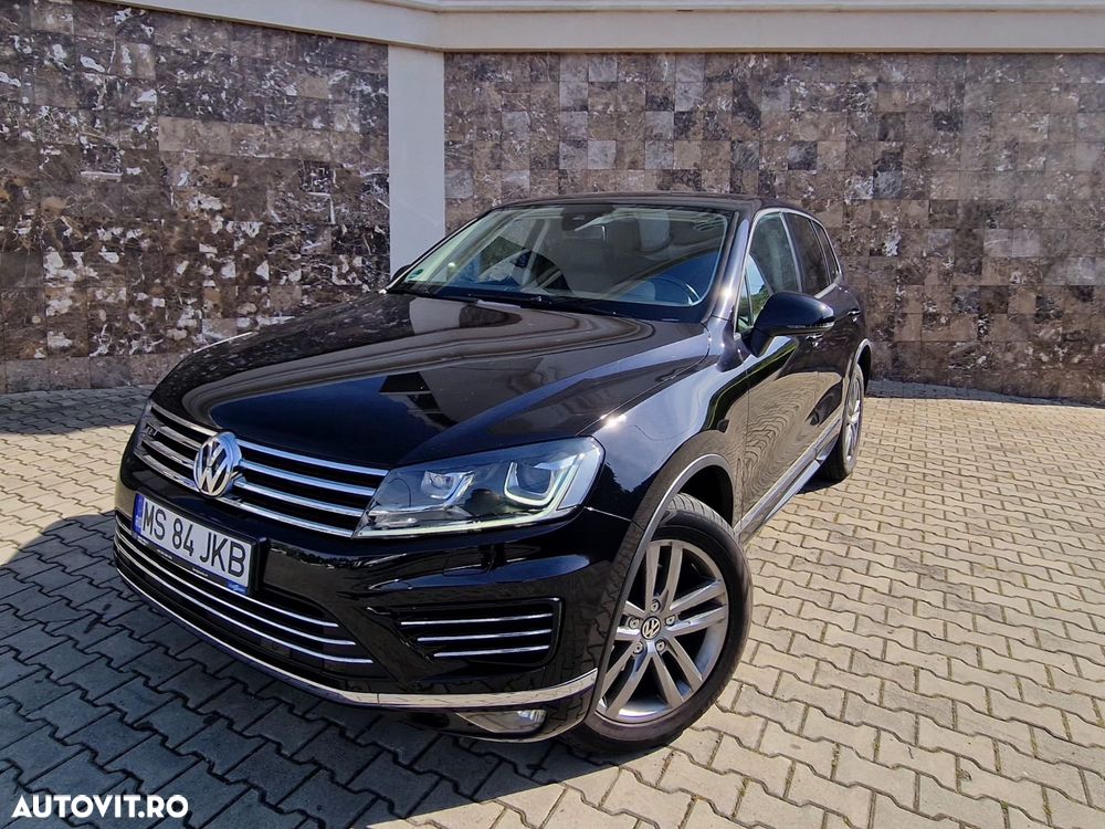 Volkswagen Touareg - 1