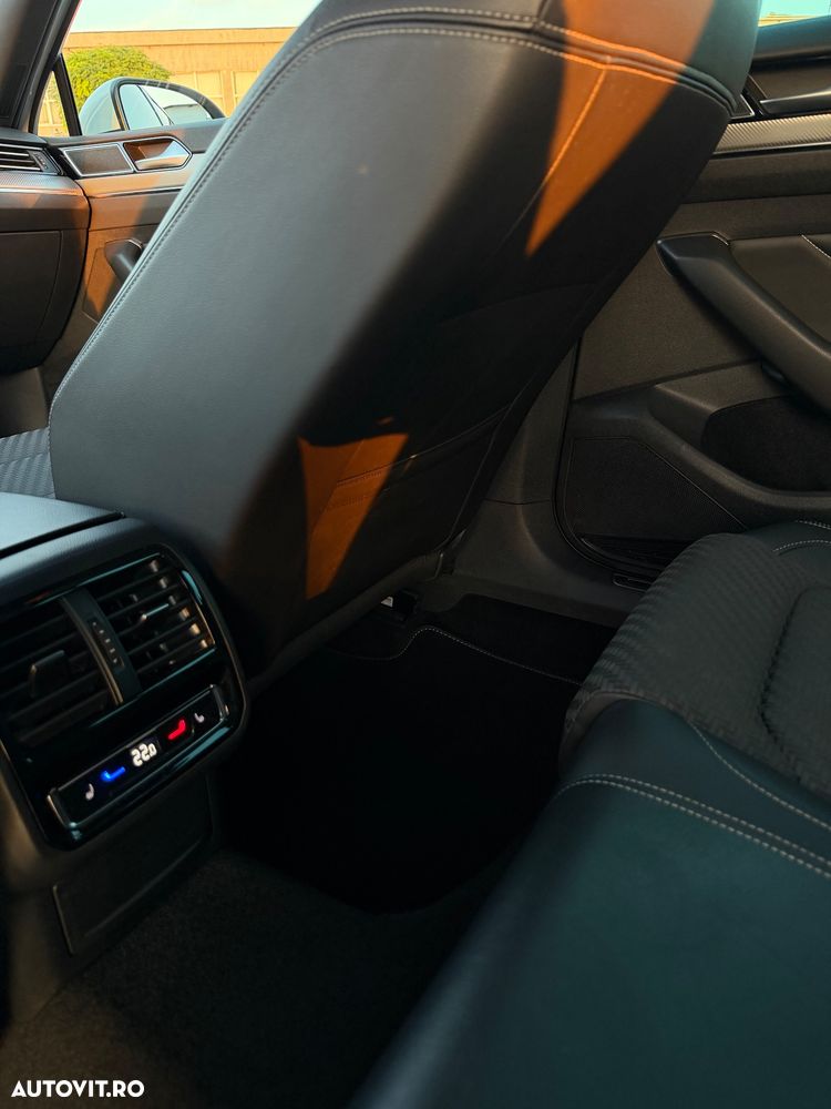 Volkswagen Passat - 9