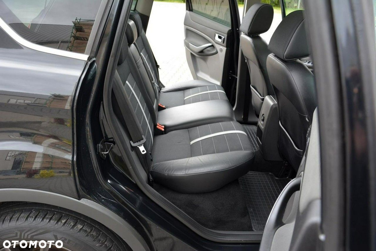 Ford Kuga 2.0 TDCi 4WD Titanium - 17