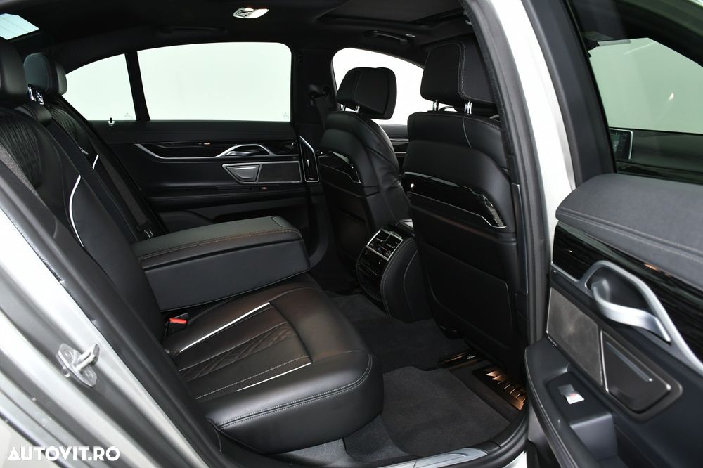 BMW Seria 7 730d xDrive MHEV - 14