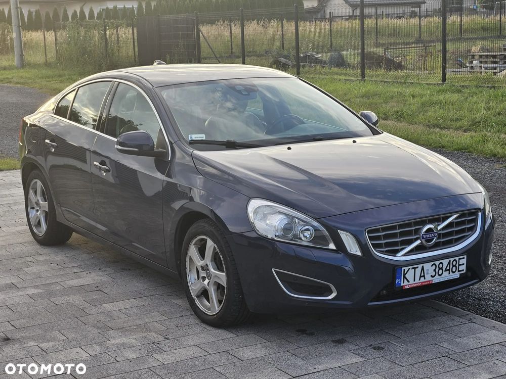Volvo S60 D5 AWD Summum - 1
