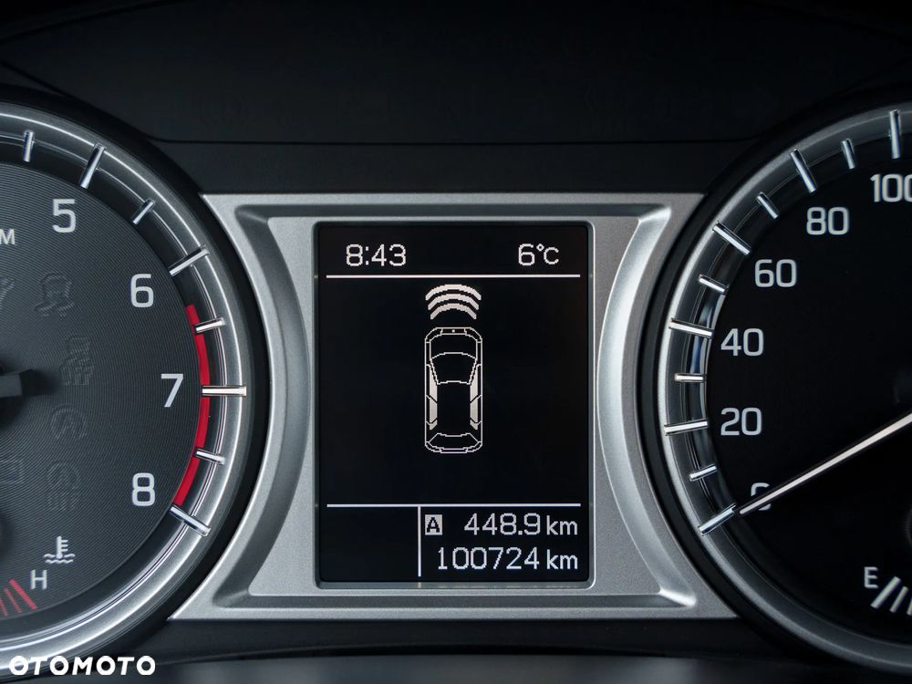 Suzuki Vitara 1.6 Premium 2WD - 30