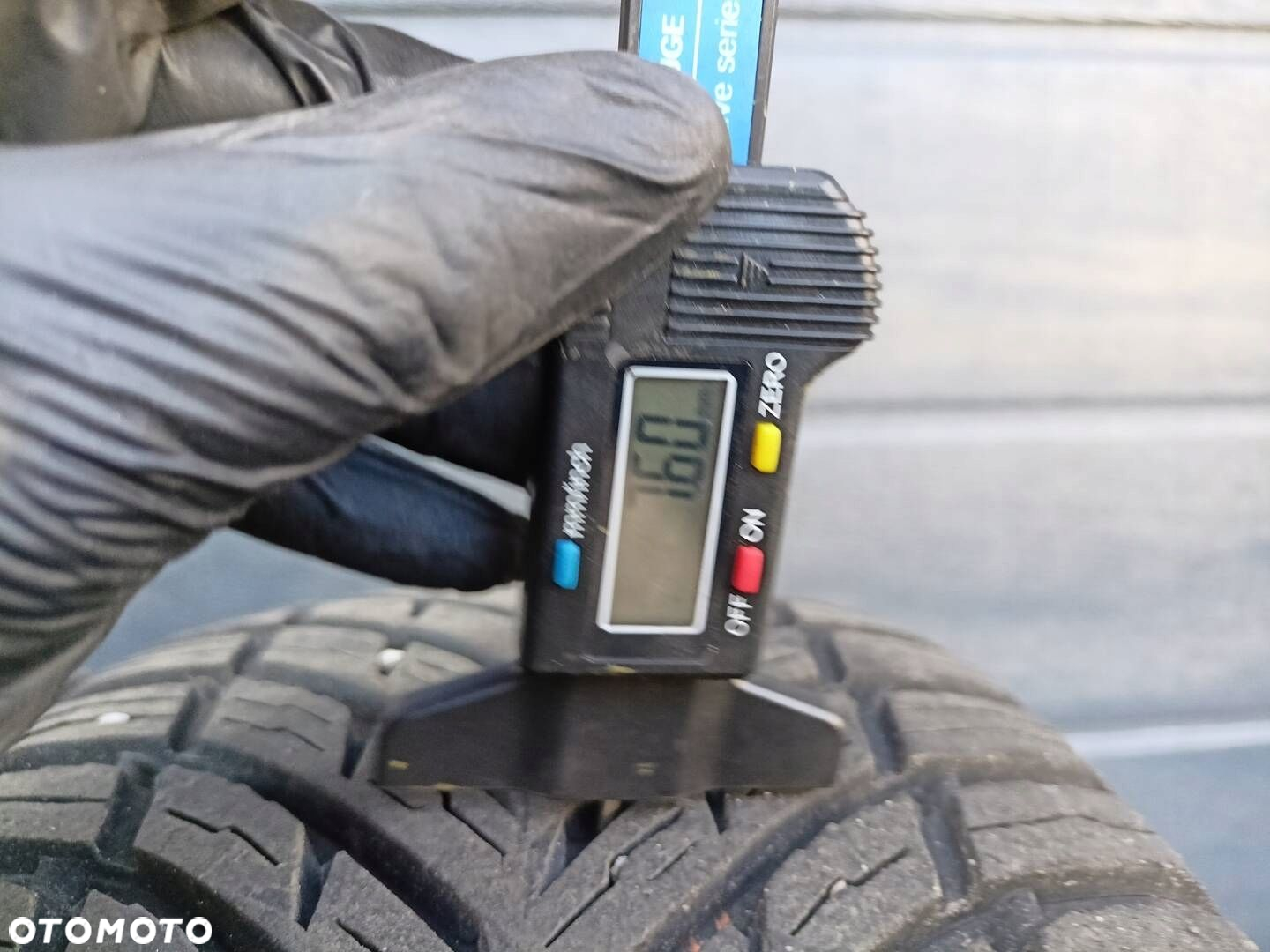 215/60R17 Nokian SeasonProof SUV komplet opon całoroczne 7,6mm - 5