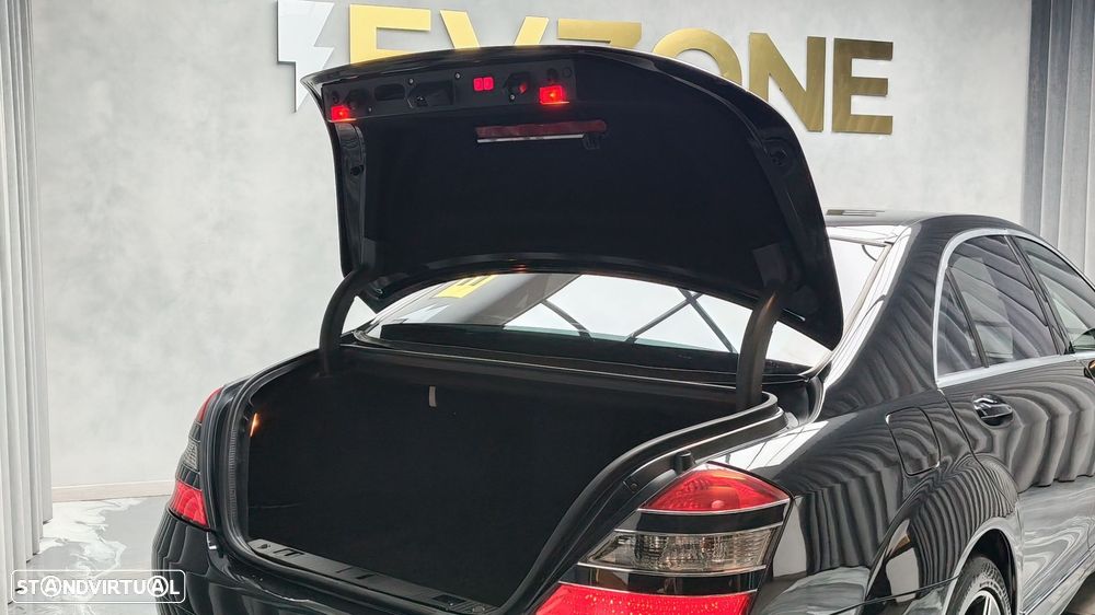Mercedes-Benz S 63 AMG 7G-TRONIC - 37