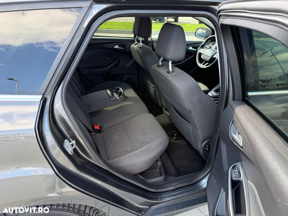 Ford Focus 1.5 TDCi DPF Start-Stopp-System Titanium - 10