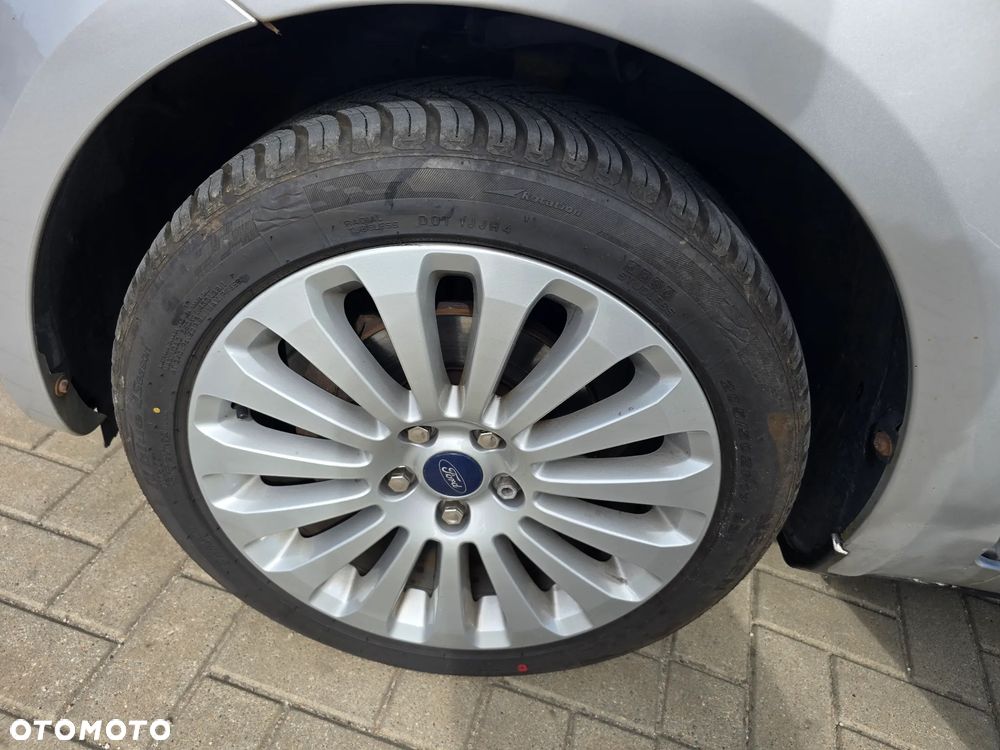 Ford C-MAX - 16