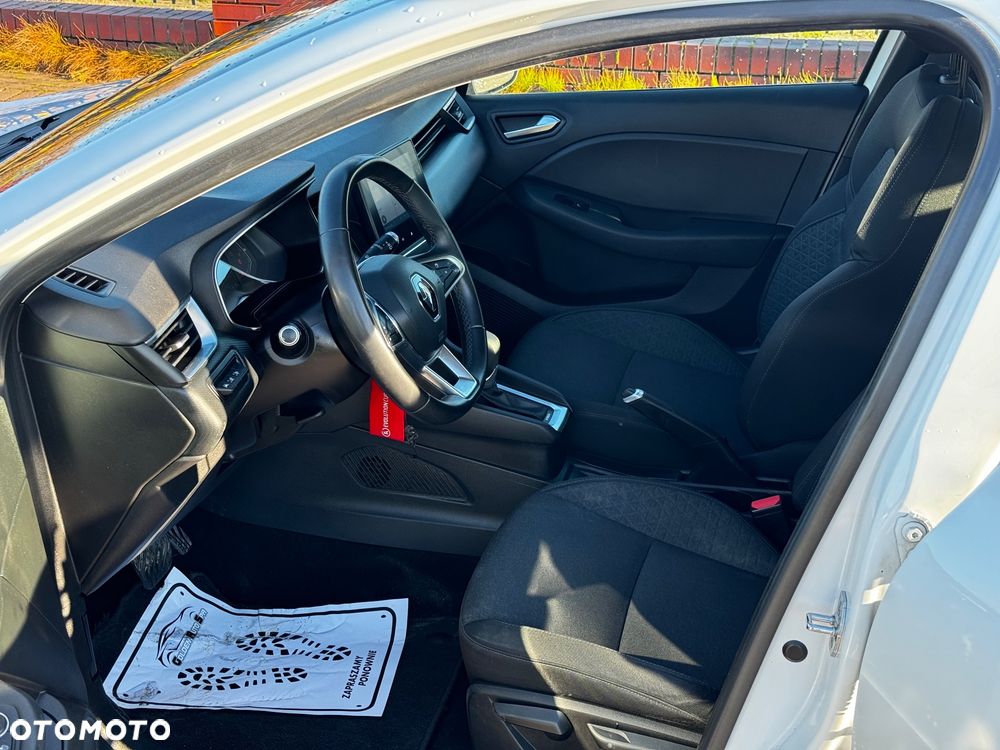 Renault Clio - 11