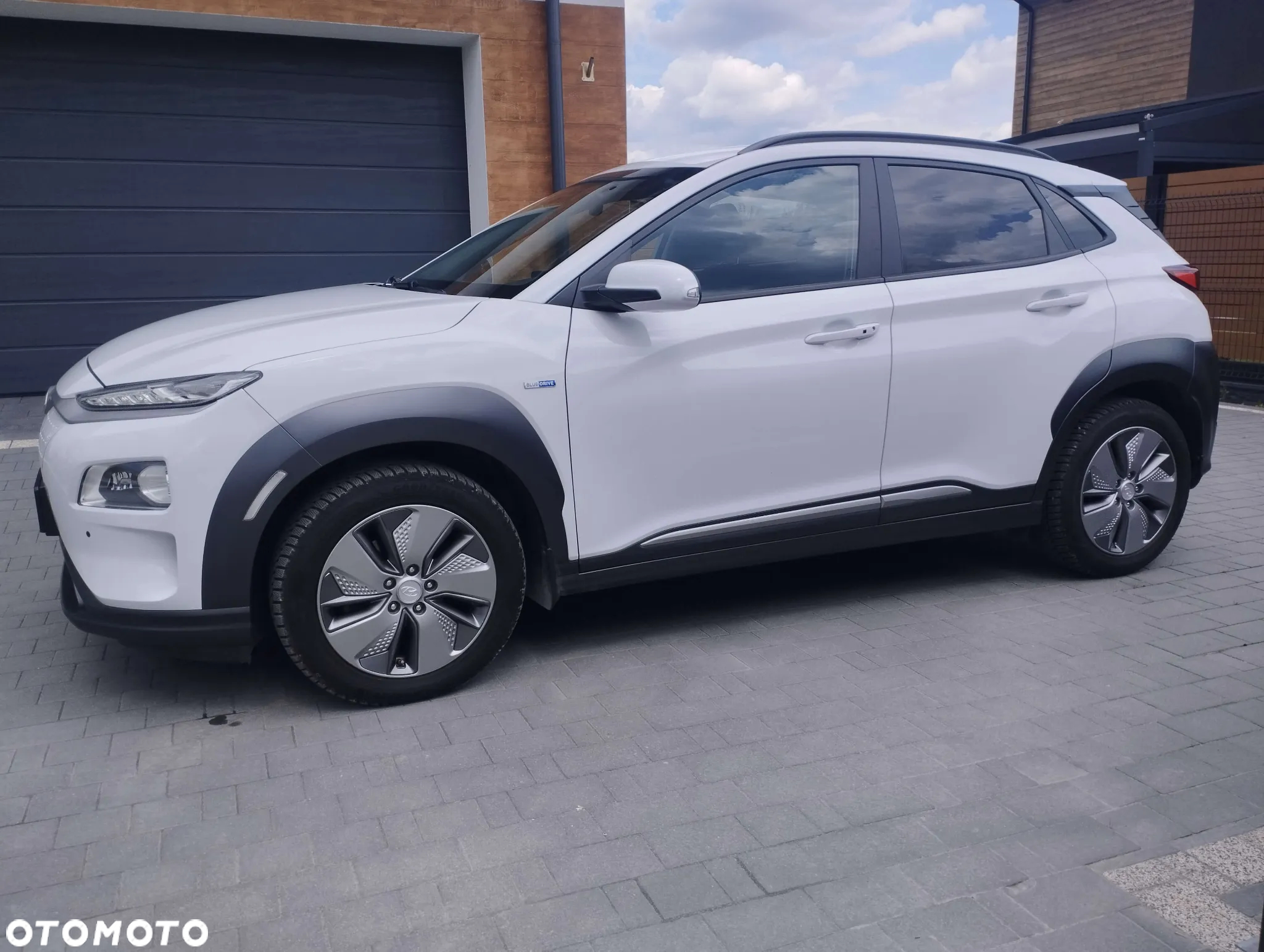 Hyundai Kona Electric 39kWh Premium - 3