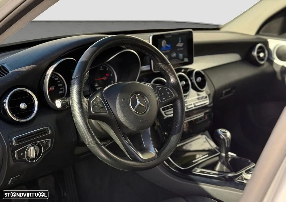 Mercedes-Benz C 180 - 5