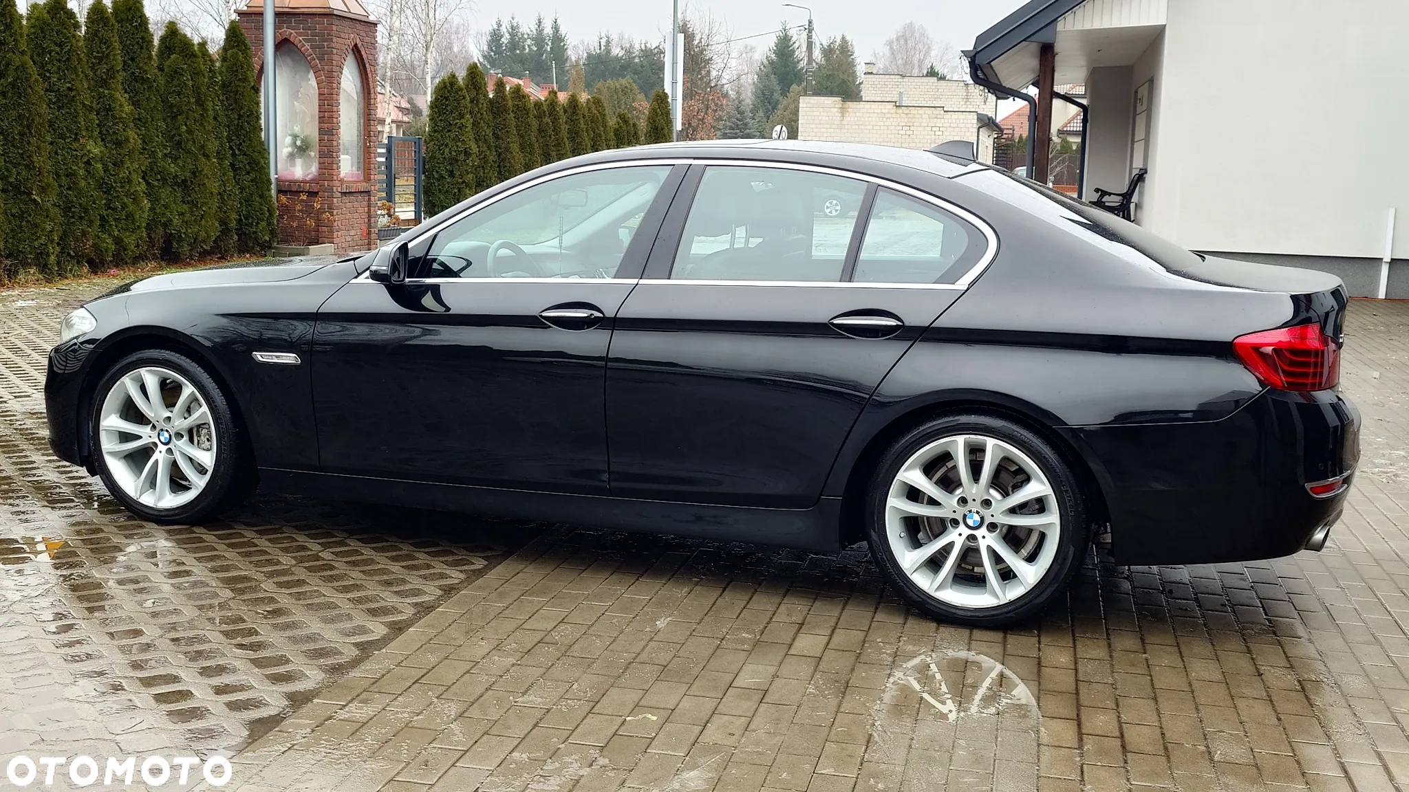 BMW Seria 5 535i xDrive Luxury Line - 14