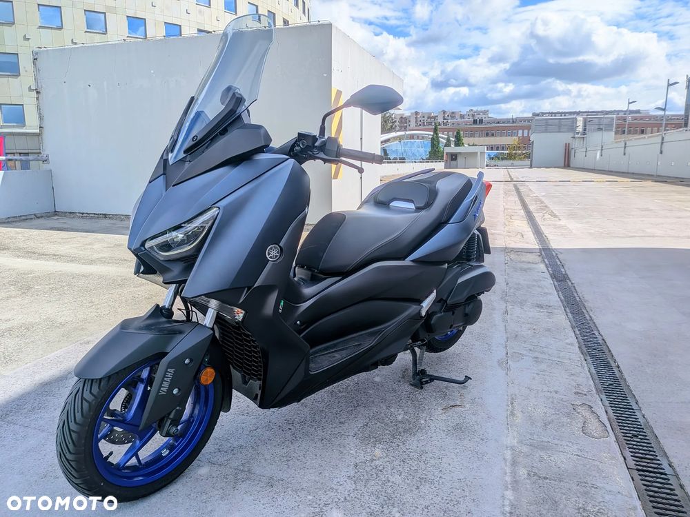 Yamaha X-max - 1