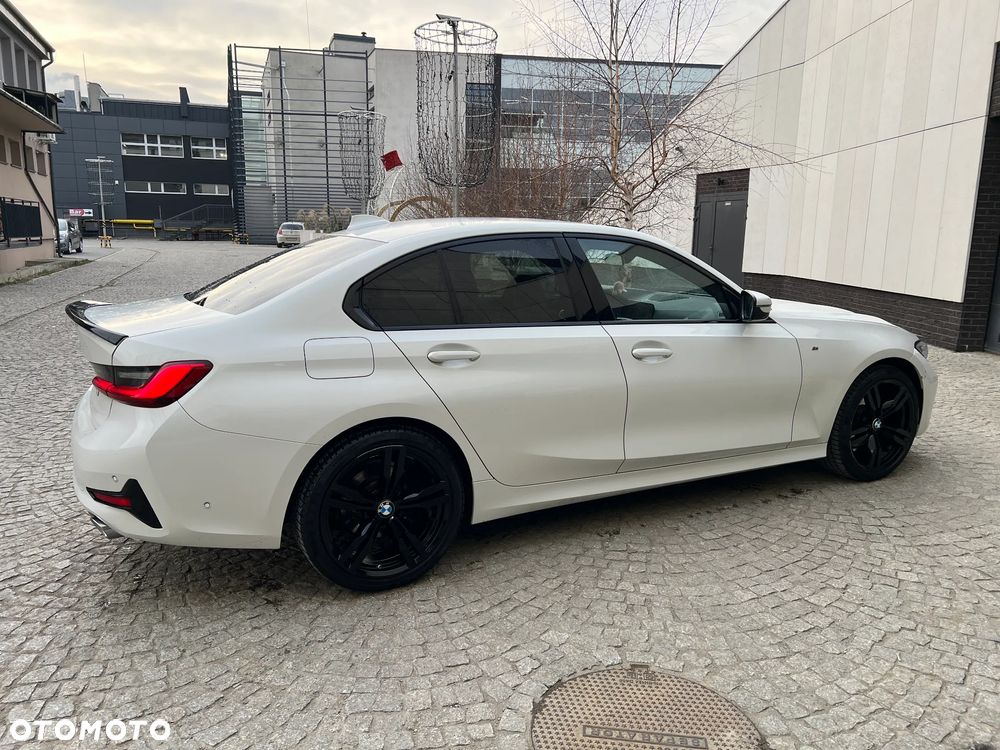 BMW Seria 3 320d xDrive Sport Line Shadow sport - 11