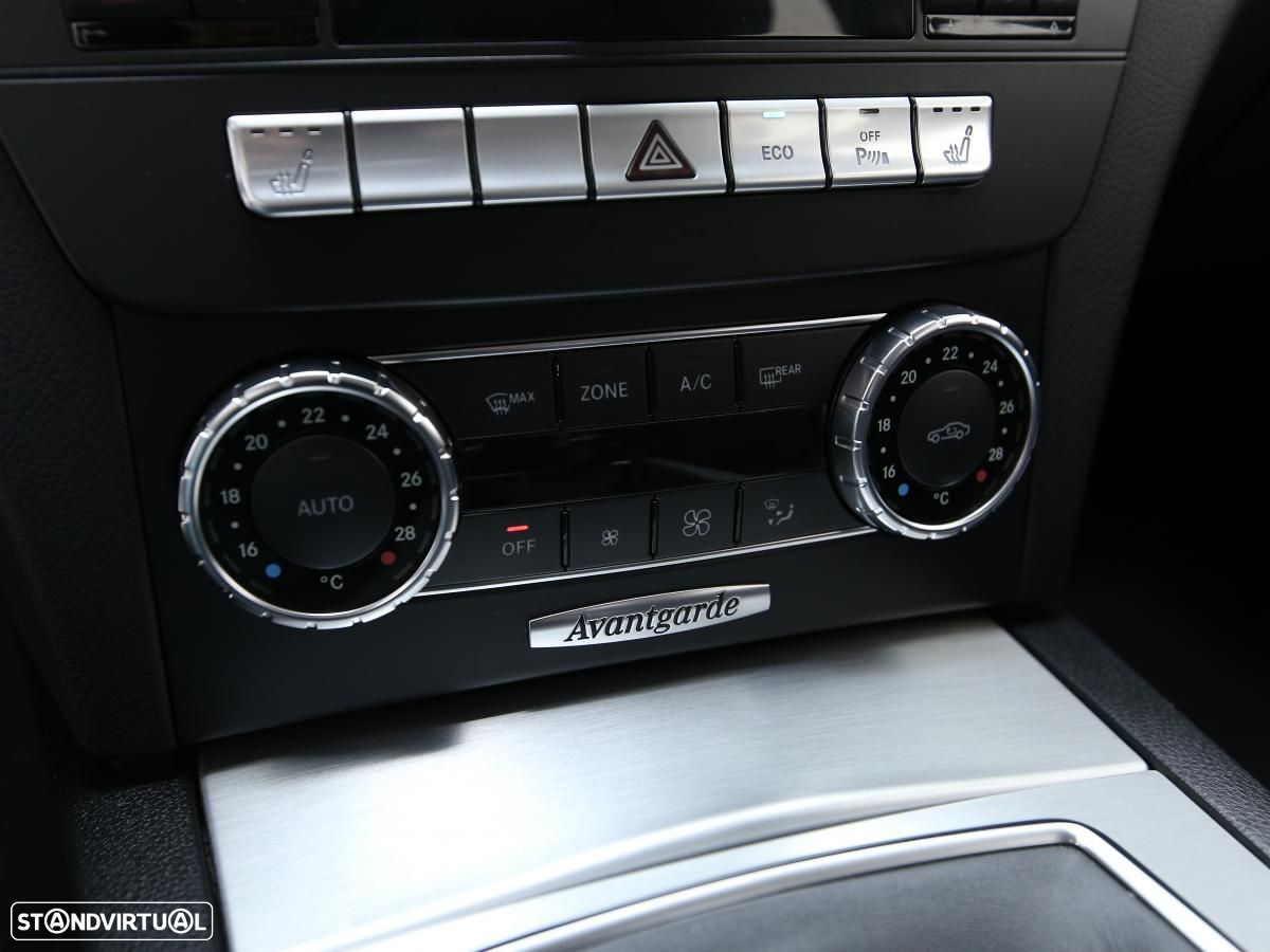 Mercedes-Benz C 180 CDi Avantgarde BlueEfficiency - 23