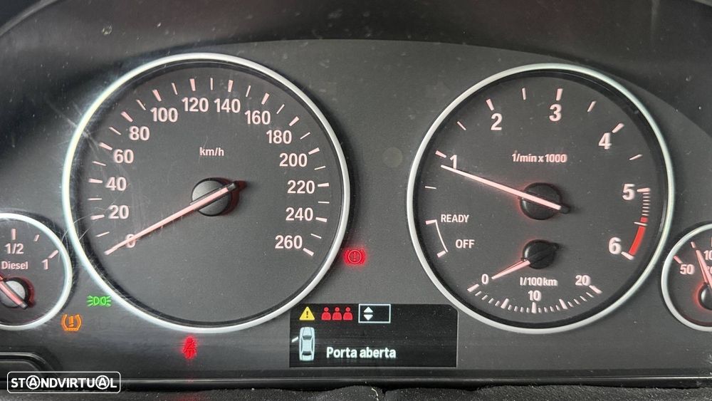 BMW 318 d Pack M - 25