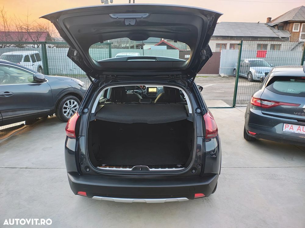 Peugeot 2008 PureTech 110 Stop&Start Allure - 24