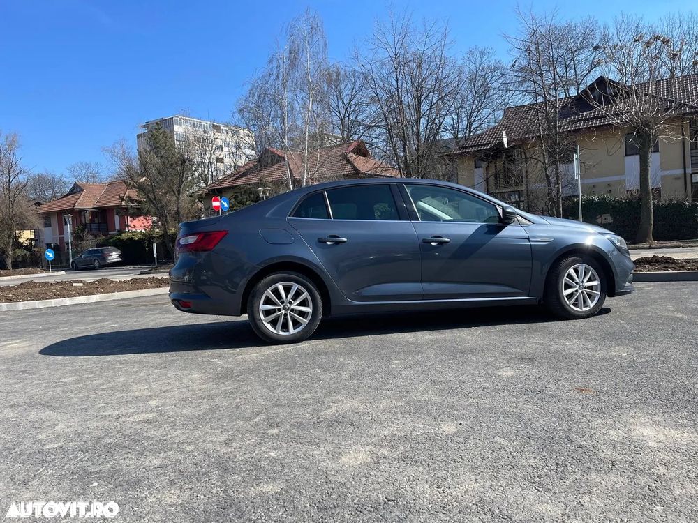Renault Megane Blue dCi 116 EDC Intens - 7