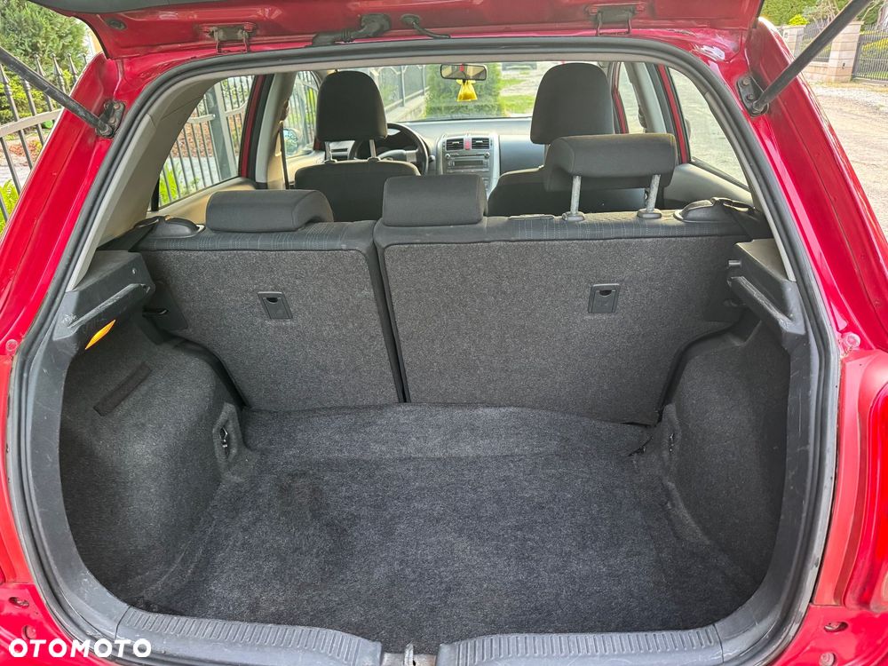 Toyota Auris 1.4 D-4D Luna - 5