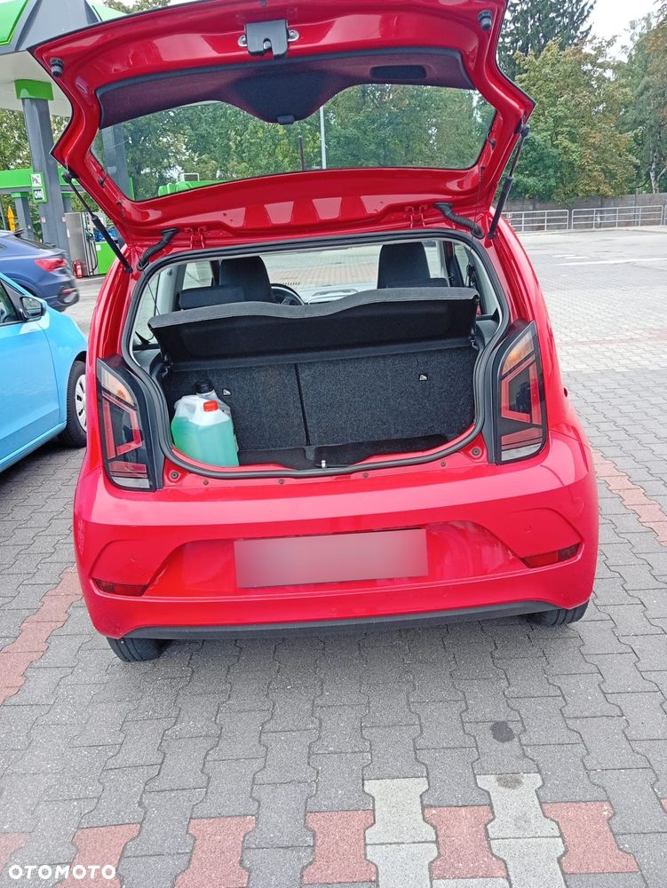 Volkswagen up! move - 12