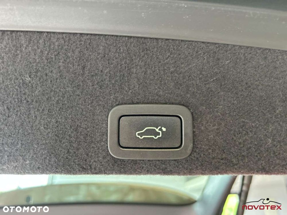 Volvo XC 60 D3 Geartronic Momentum - 25