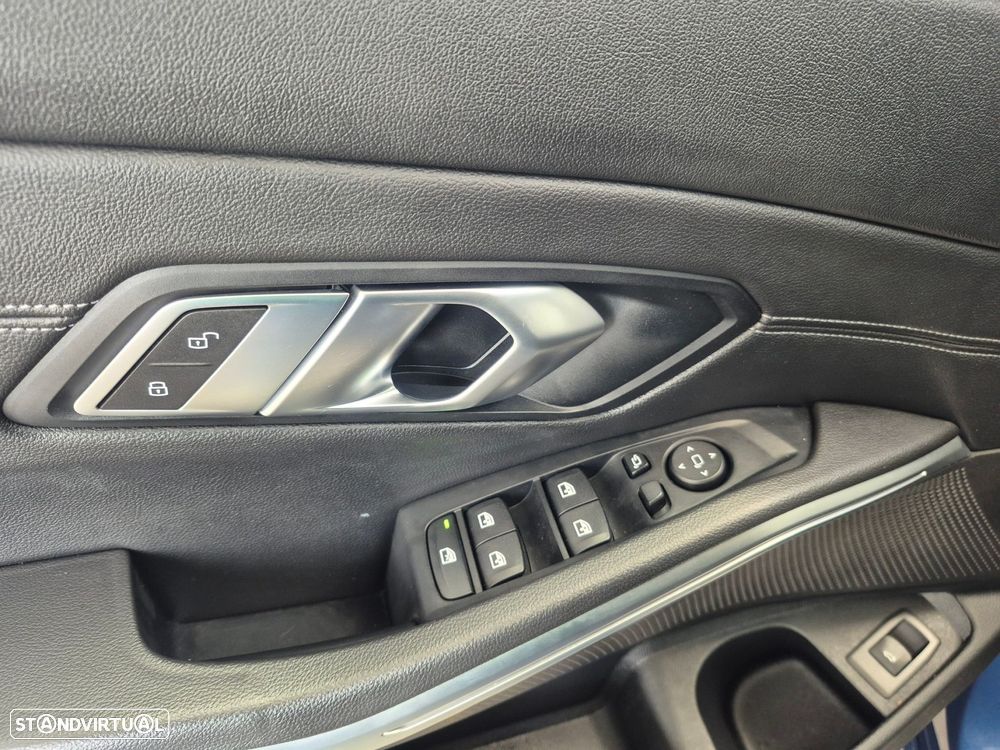 BMW 318 d Line Sport Auto - 10