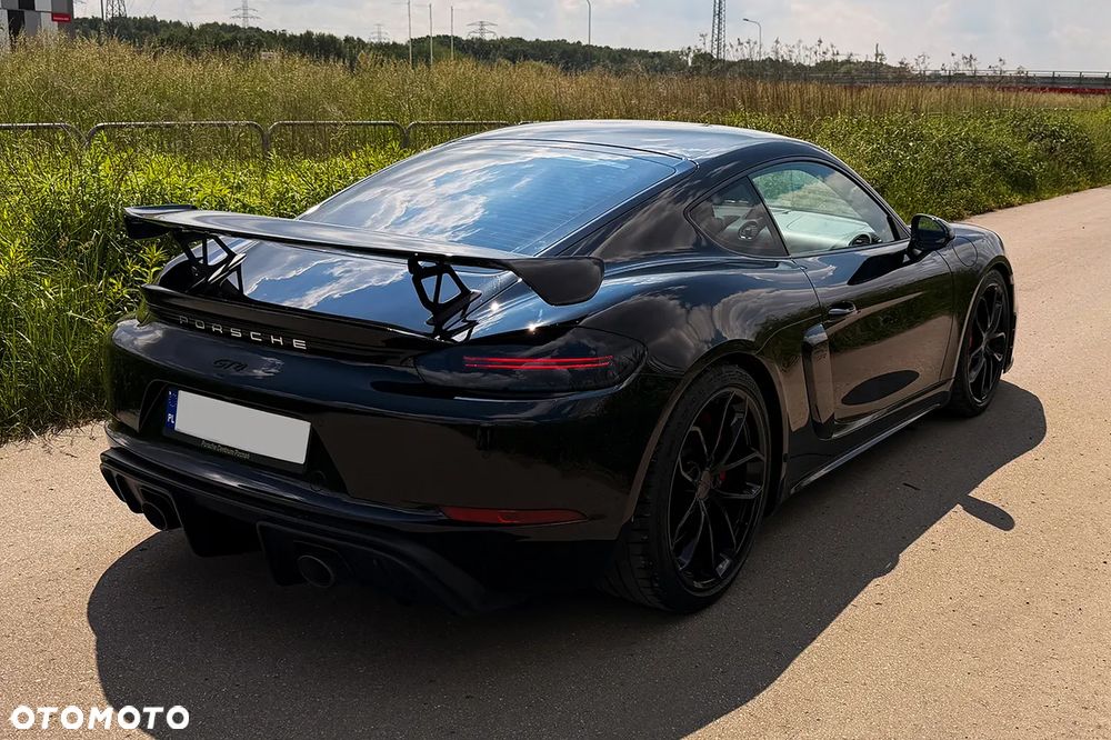 Porsche 718 Cayman GPF GT4 PDK - 14
