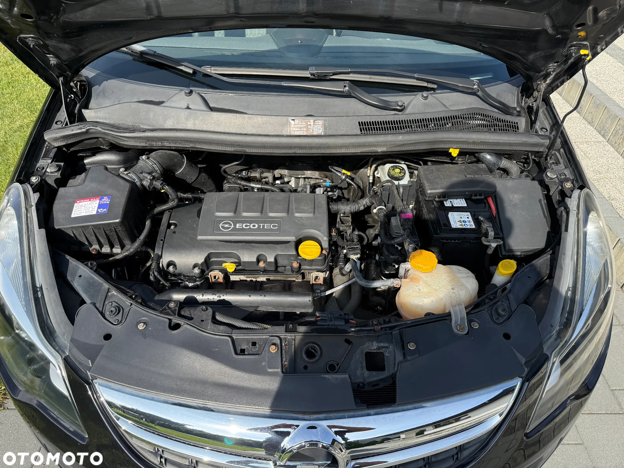Opel Corsa 1.4 16V Cosmo - 7