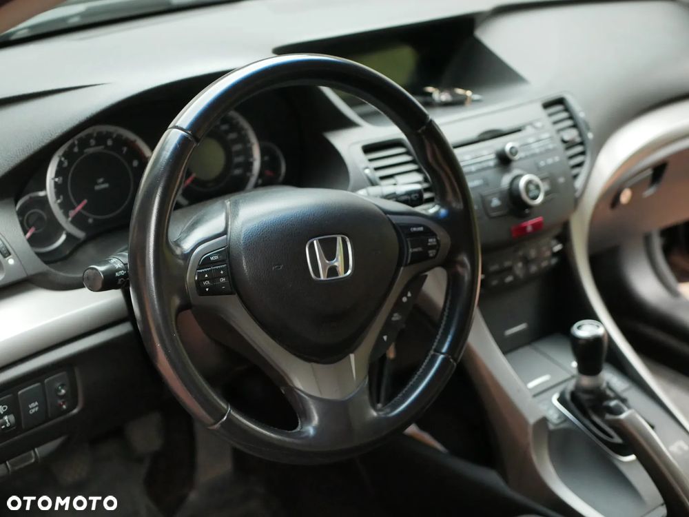 Honda Accord - 10