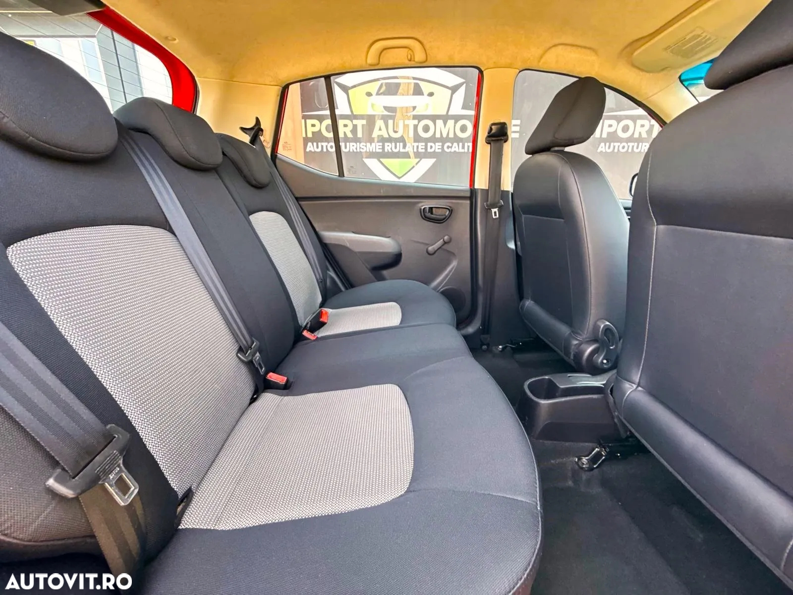 Hyundai i10 1.1 Pure - 21