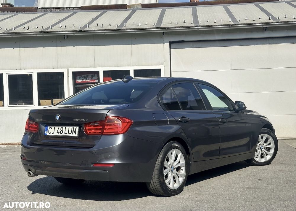BMW Seria 3 320d xDrive Aut. - 4