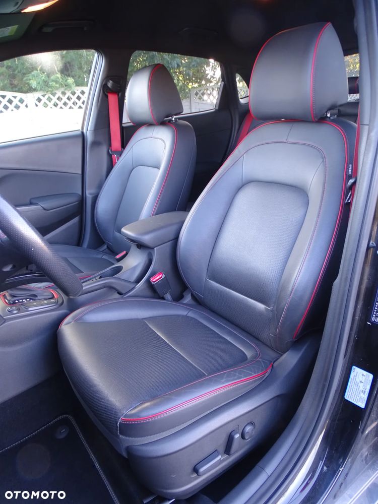 Hyundai Kona 1.6 T-GDI Premium 4WD DCT - 12